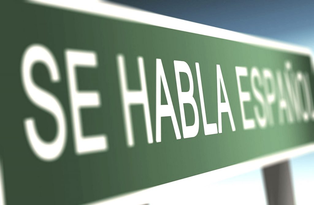 Schild "Se habla español"